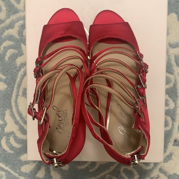 Jewel Badgley Mischka heels size 7 Dark satin pink - Picture 6 of 16